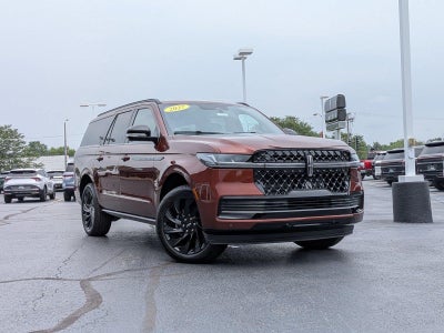 2027 Lincoln Navigator L Reserve