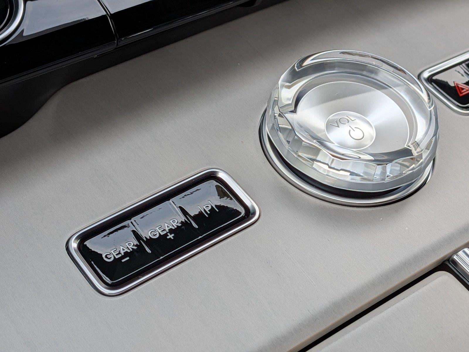 2027 Lincoln Navigator L Reserve
