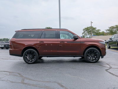 2027 Lincoln Navigator L Reserve
