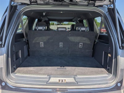 2023 Lincoln Navigator L Reserve
