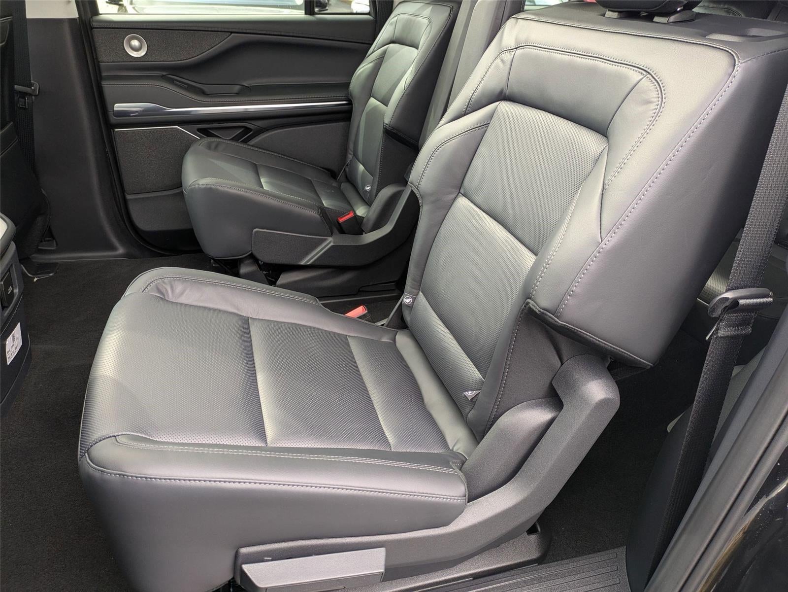 2026 Lincoln NAVIGATOR L RESERVE 4X4