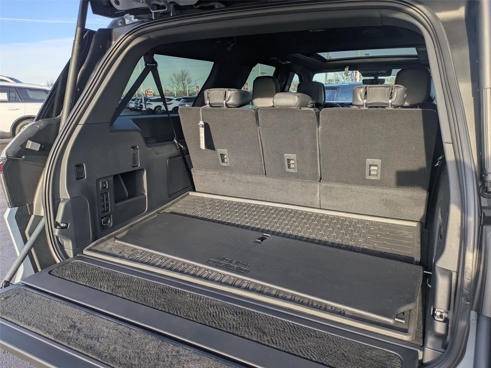 2025 Lincoln Navigator L Reserve