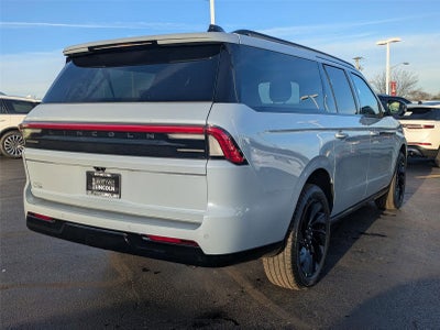 2025 Lincoln Navigator L Reserve
