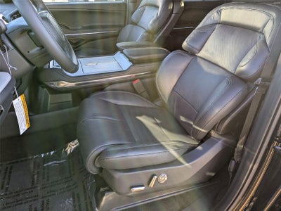 2025 Lincoln Navigator L Reserve