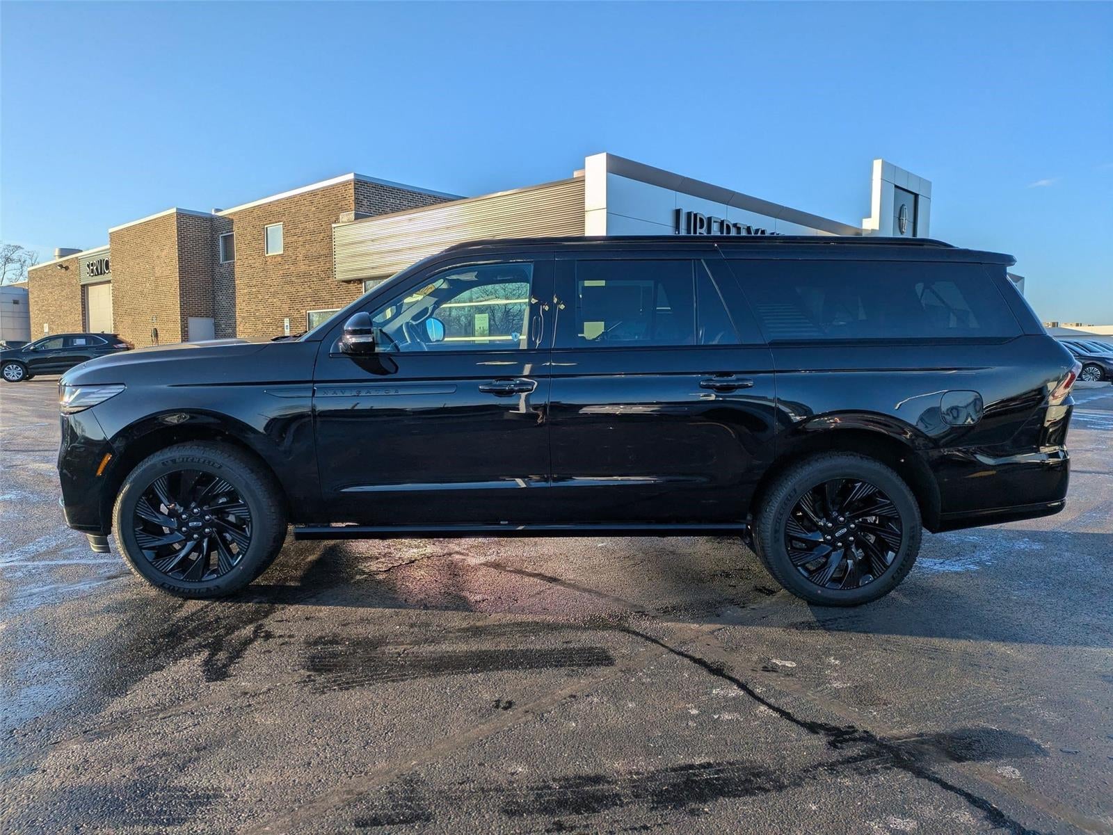 2025 Lincoln Navigator L Reserve
