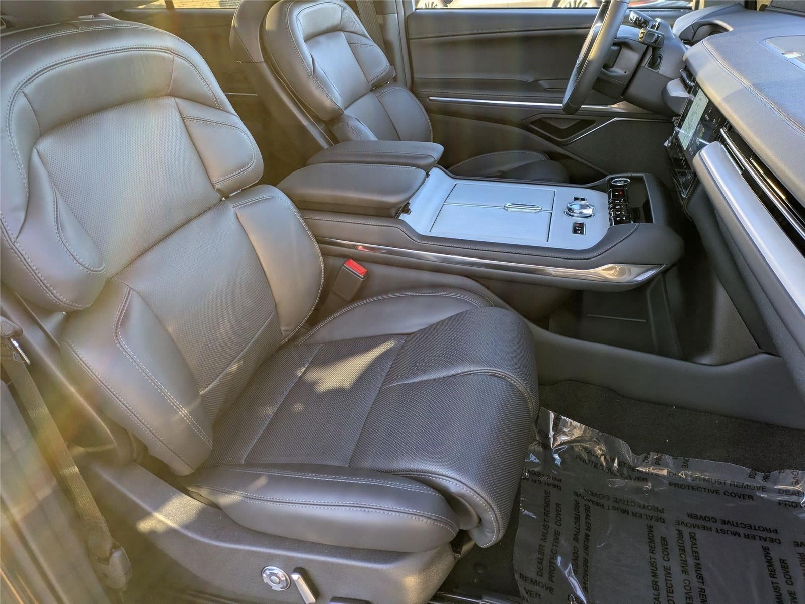 2025 Lincoln Navigator L Reserve