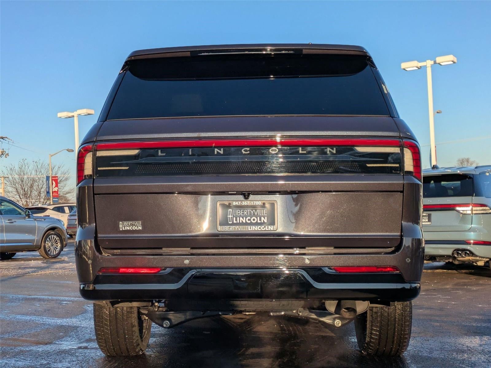 2025 Lincoln Navigator L Reserve