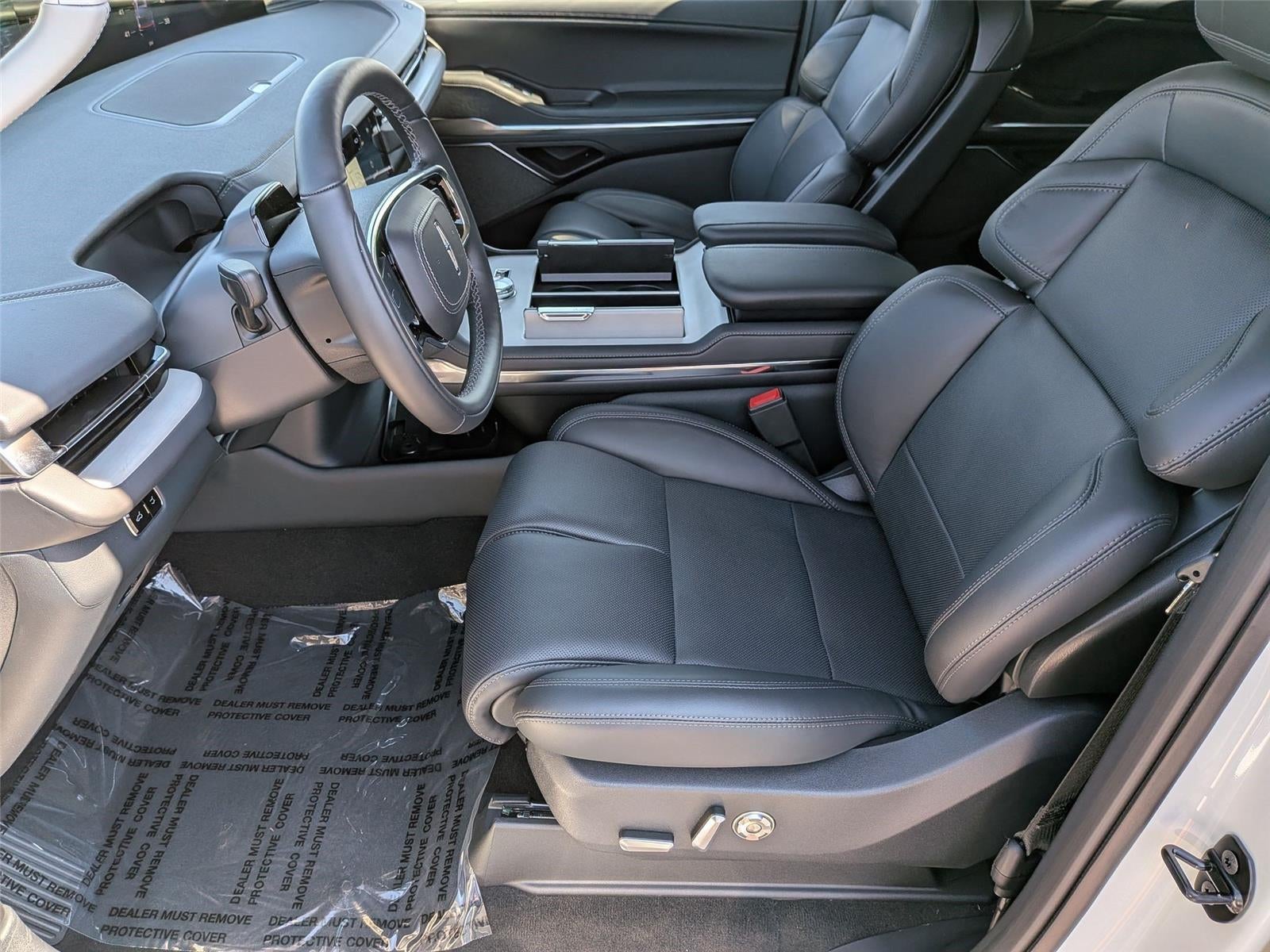 2027 Lincoln Navigator L Reserve