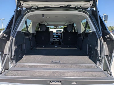 2027 Lincoln Navigator L Reserve