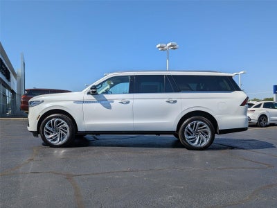 2027 Lincoln Navigator L Reserve