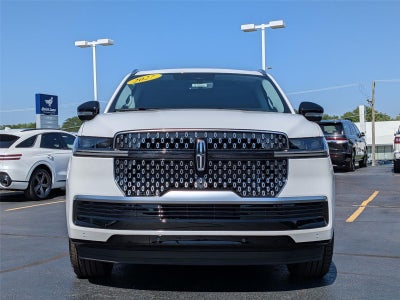 2027 Lincoln Navigator L Reserve