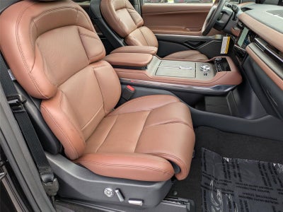 2026 Lincoln Navigator L Reserve