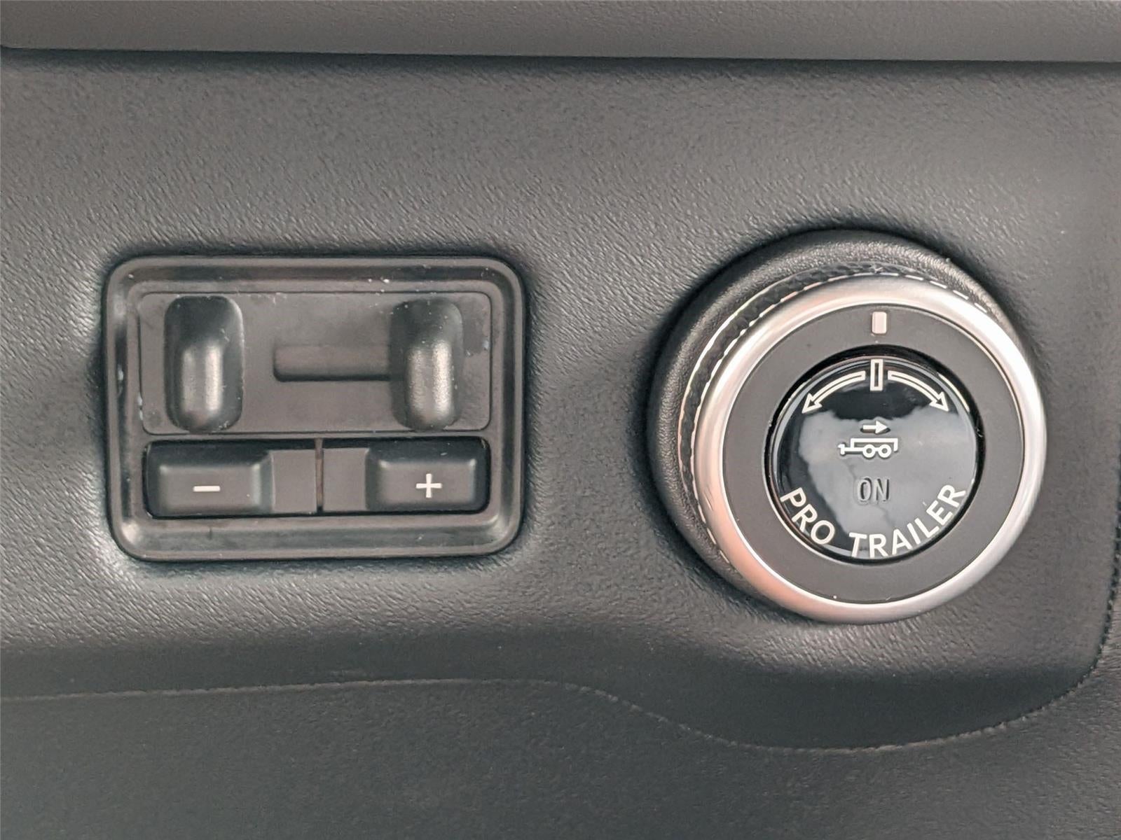 2027 Lincoln Navigator L Reserve