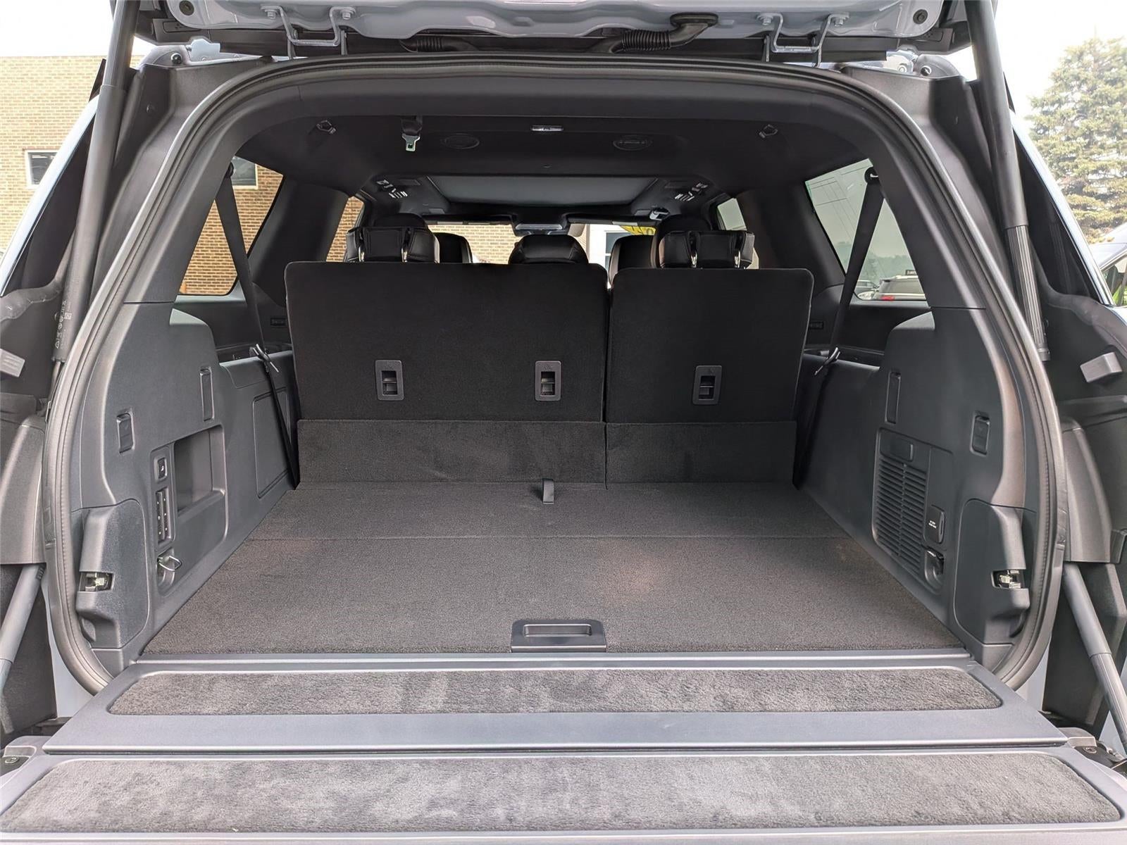 2027 Lincoln Navigator L Reserve