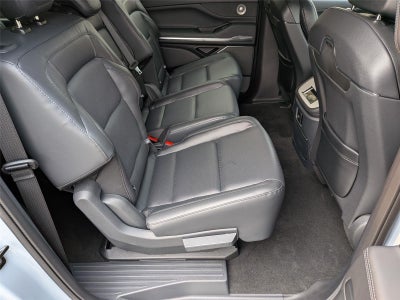 2027 Lincoln Navigator L Reserve