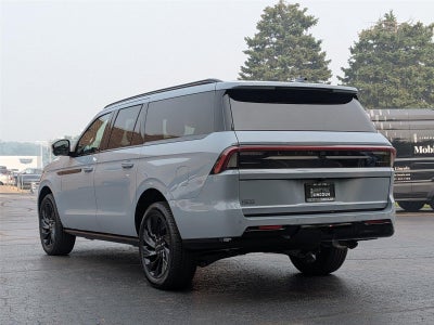 2027 Lincoln Navigator L Reserve