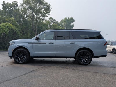2027 Lincoln Navigator L Reserve
