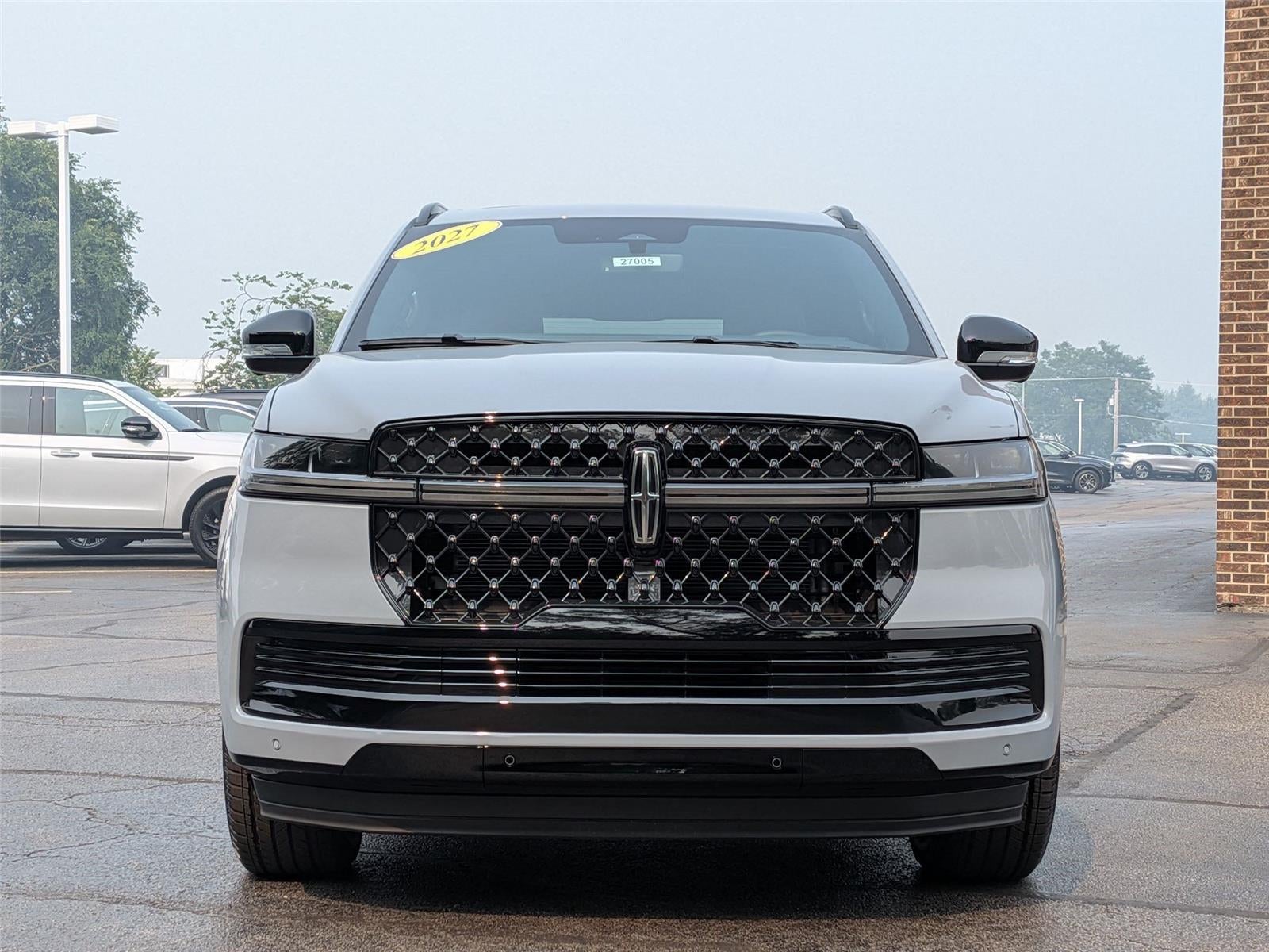 2027 Lincoln Navigator L Reserve