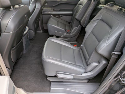 2027 Lincoln Navigator L Premiere