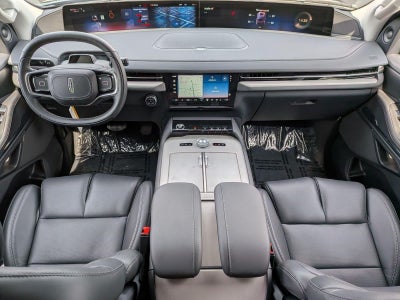 2027 Lincoln Navigator L Premiere