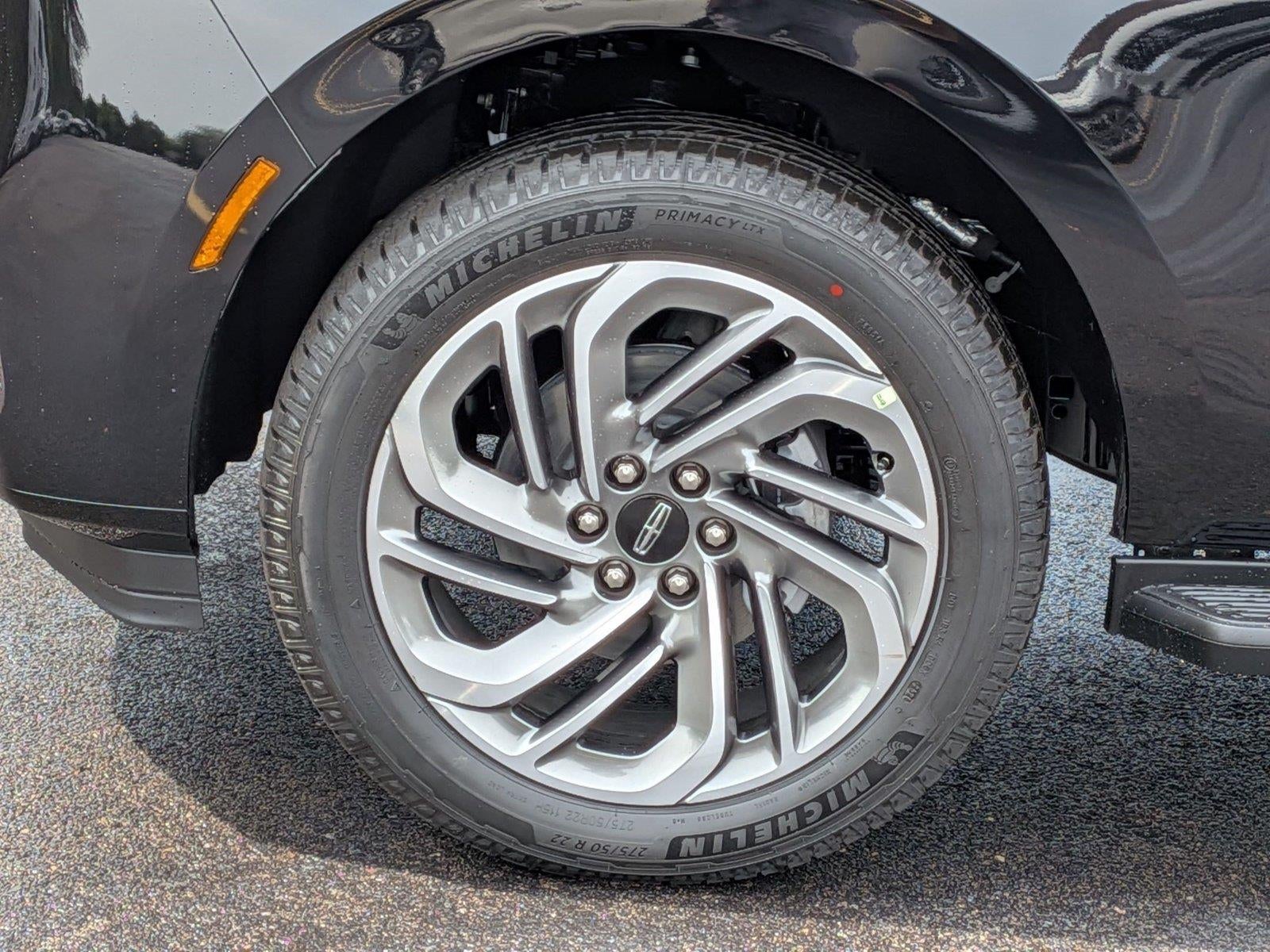 2027 Lincoln Navigator L Premiere