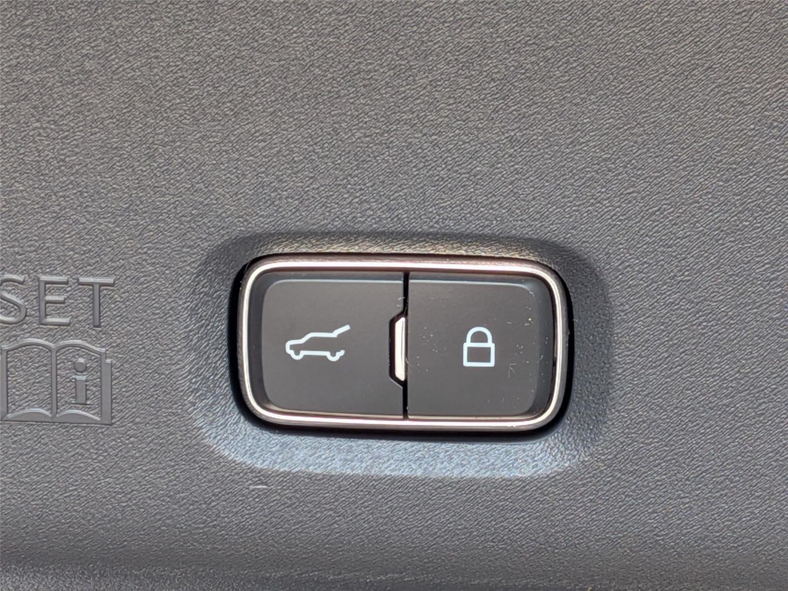 2026 Lincoln Navigator L Premiere