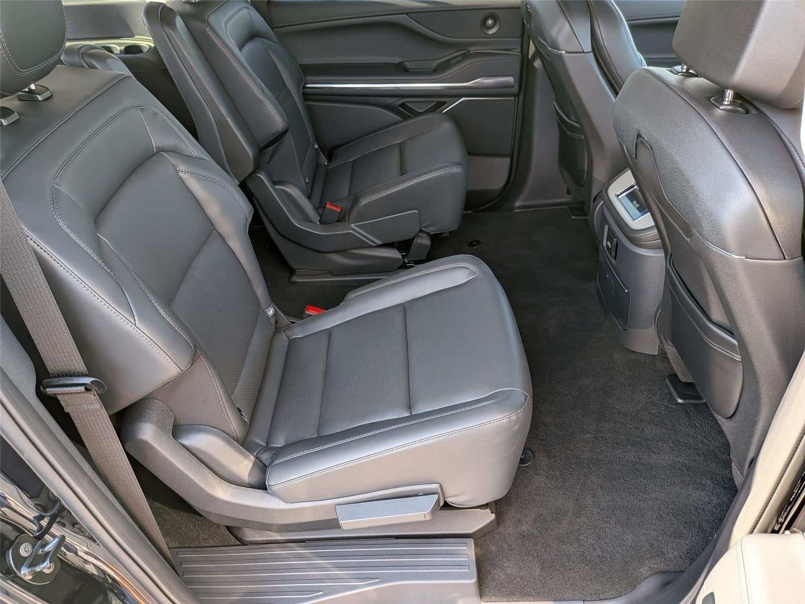 2026 Lincoln Navigator L Premiere