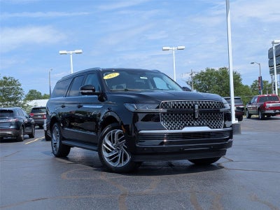 2027 Lincoln Navigator L Premiere