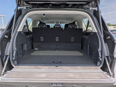 2027 Lincoln Navigator L Premiere