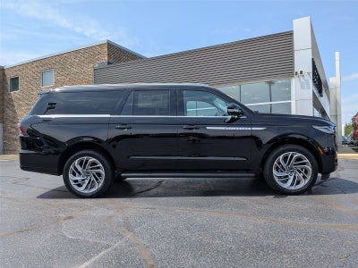 2027 Lincoln Navigator L Premiere