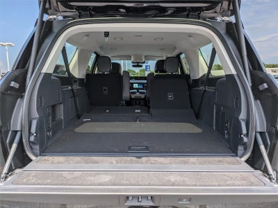2027 Lincoln Navigator L Premiere