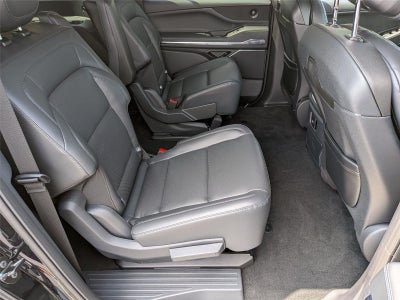 2027 Lincoln Navigator L Premiere