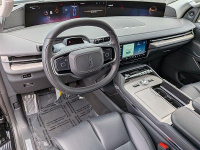 2027 Lincoln Navigator L Premiere