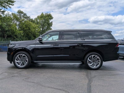 2027 Lincoln Navigator L Premiere