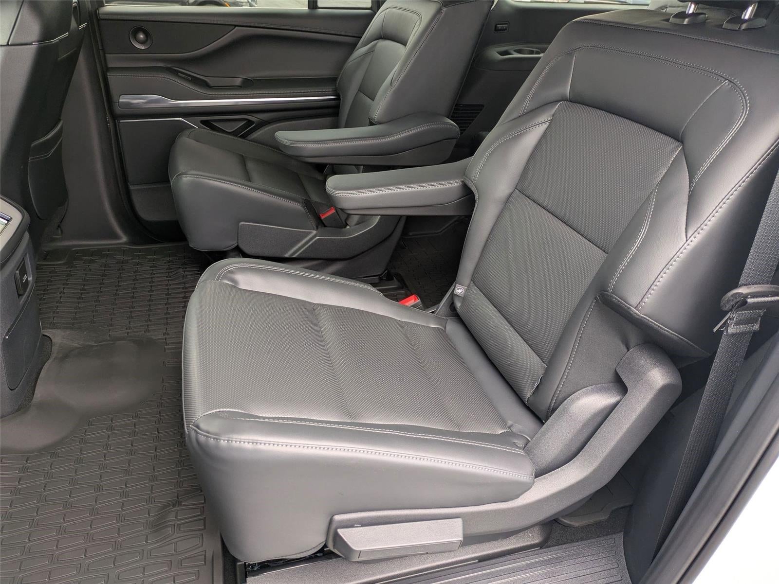 2026 Lincoln Navigator L Premiere