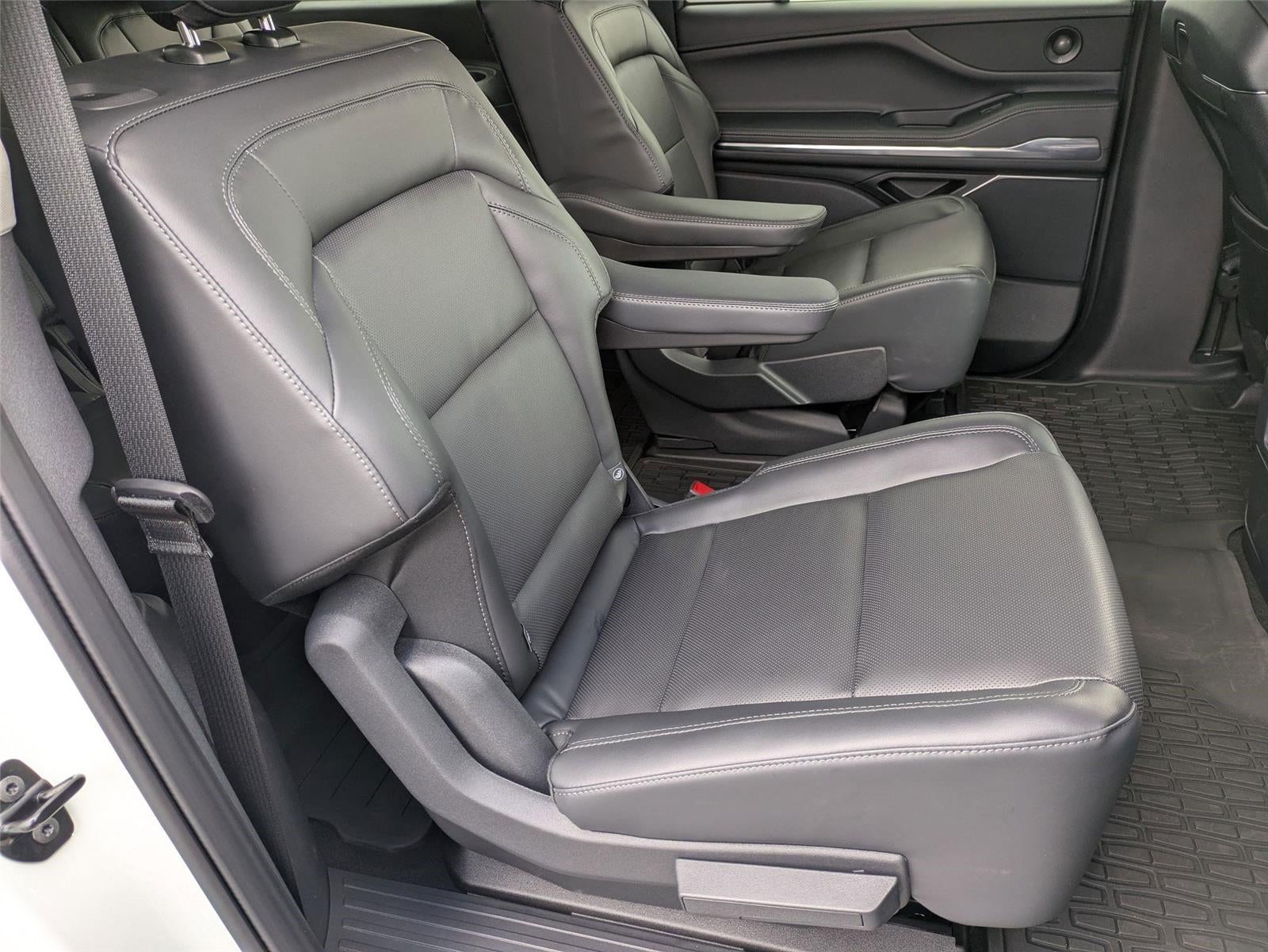 2026 Lincoln Navigator L Premiere