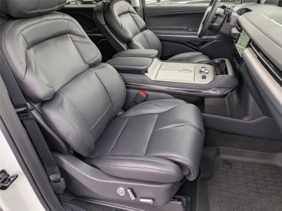 2026 Lincoln Navigator L Premiere