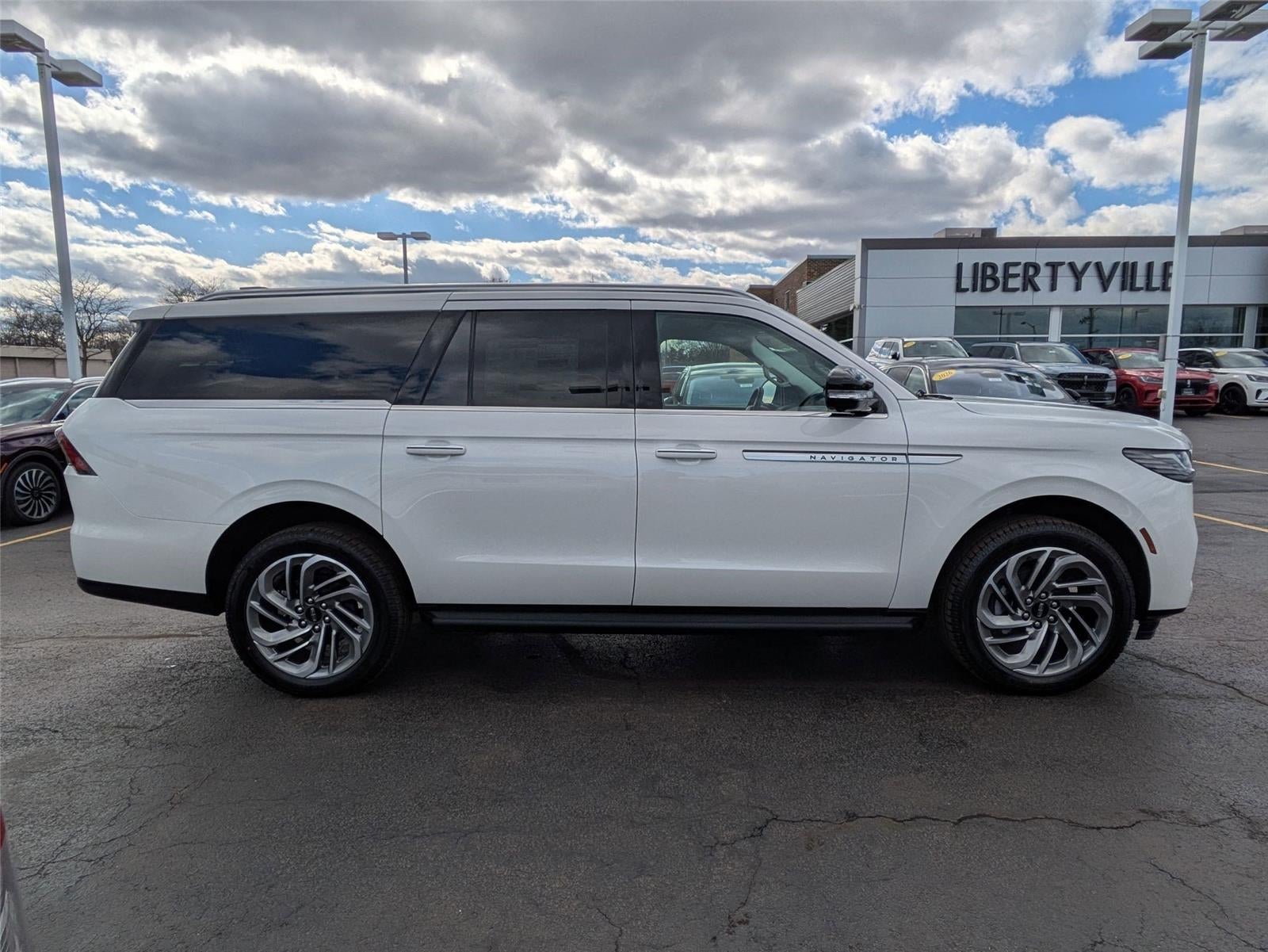 2026 Lincoln Navigator L Premiere