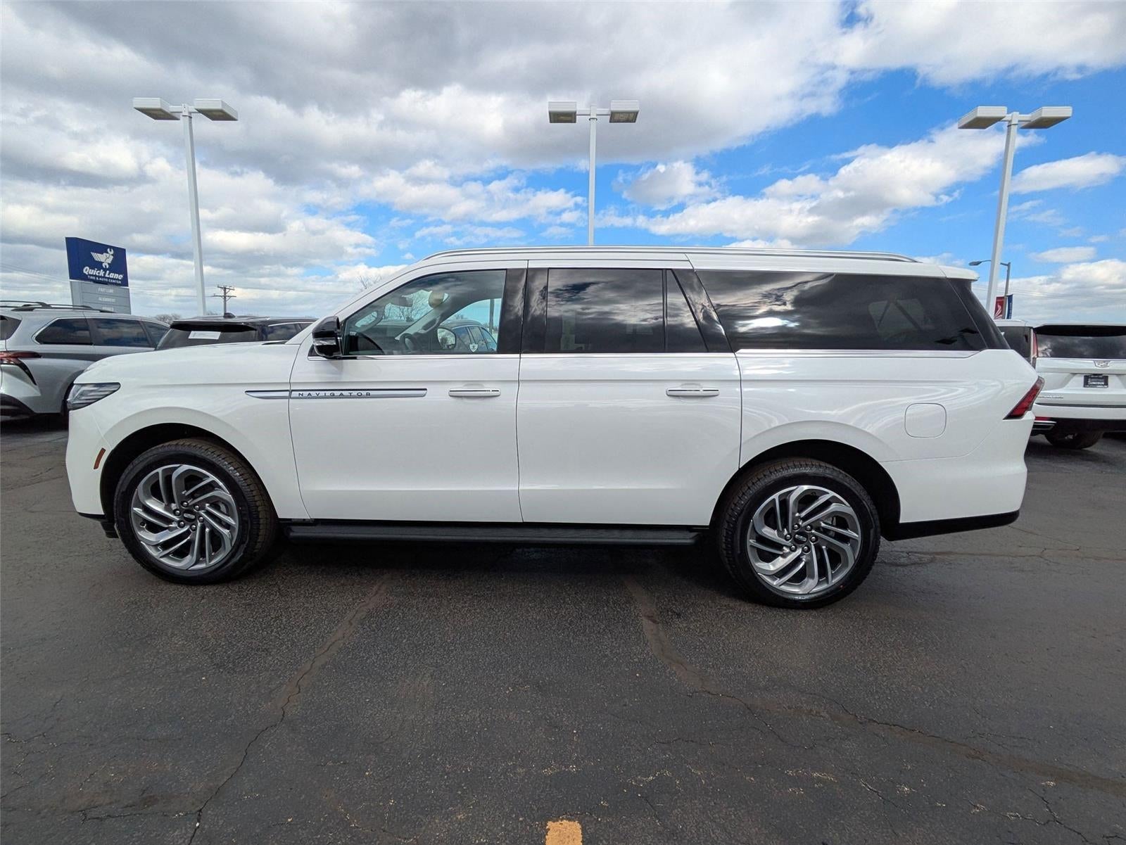 2026 Lincoln Navigator L Premiere