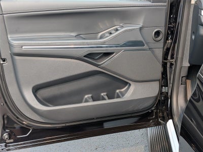 2027 Lincoln Navigator L Premiere