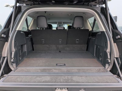 2027 Lincoln Navigator L Premiere