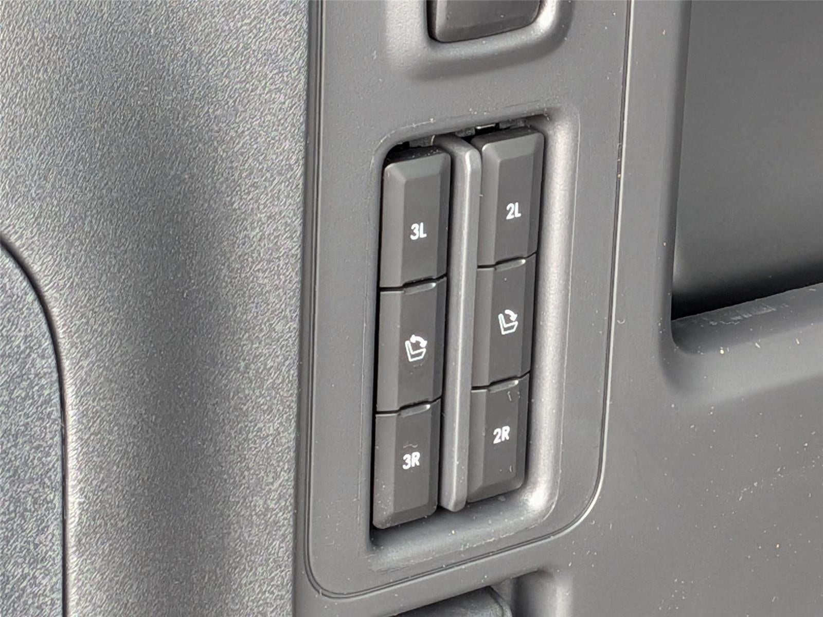 2027 Lincoln Navigator L Premiere