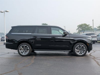 2027 Lincoln Navigator L Premiere