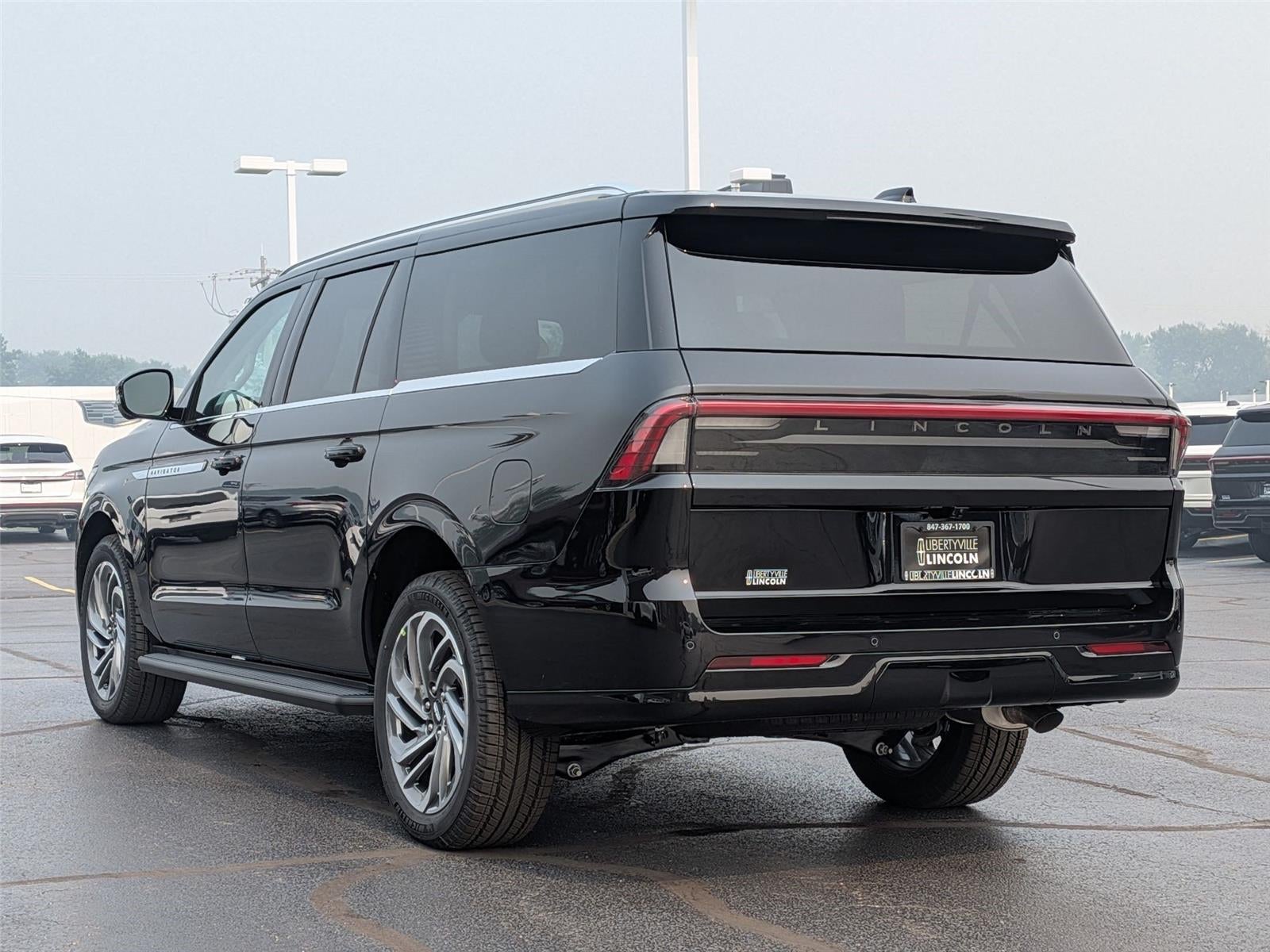 2027 Lincoln Navigator L Premiere