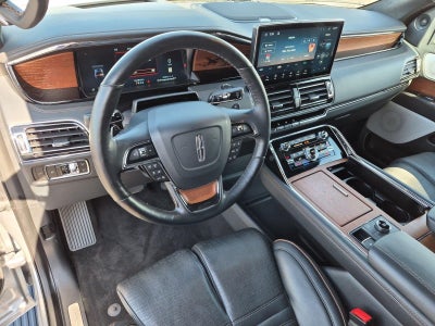 2023 Lincoln Navigator L Black Label