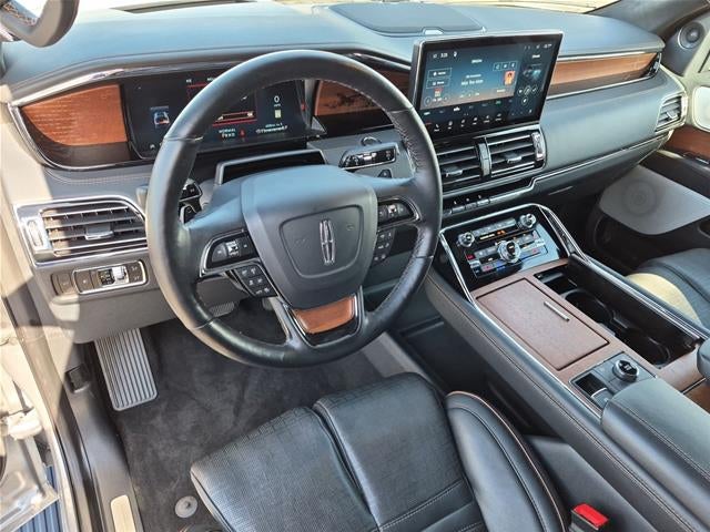 2023 Lincoln Navigator L Black Label
