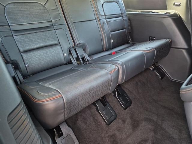 2023 Lincoln Navigator L Black Label