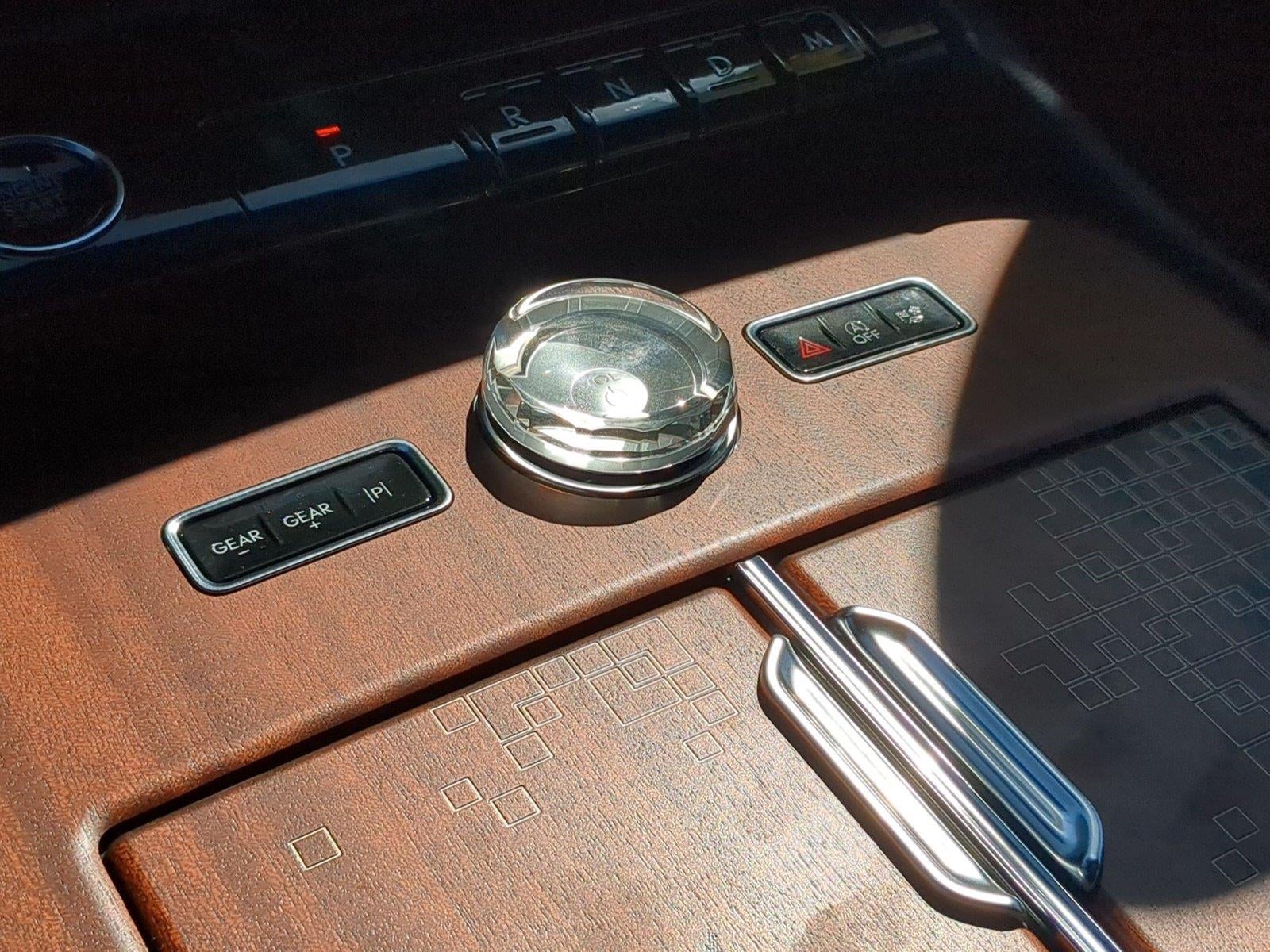 2027 Lincoln Navigator L Black Label