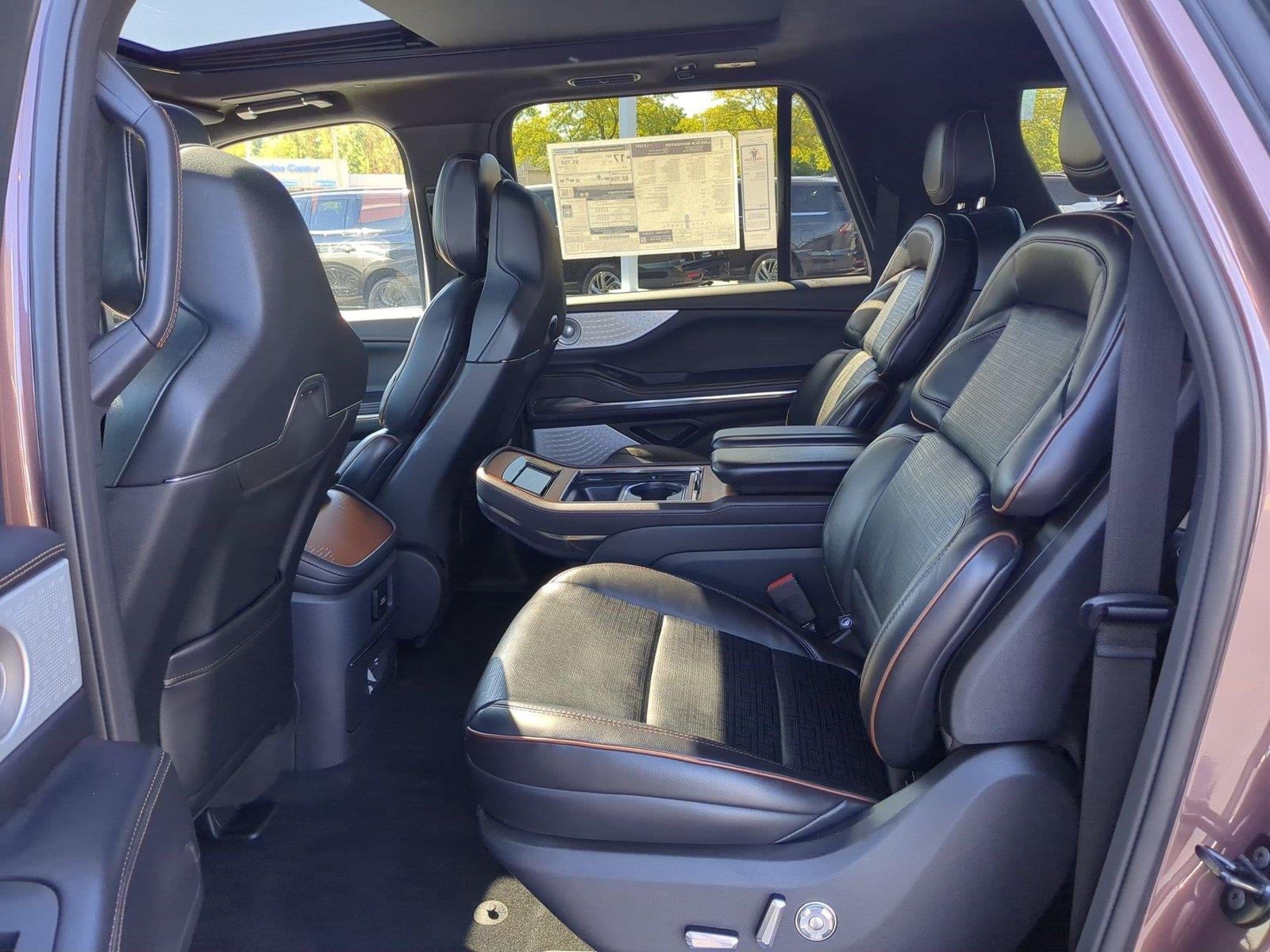 2027 Lincoln Navigator L Black Label