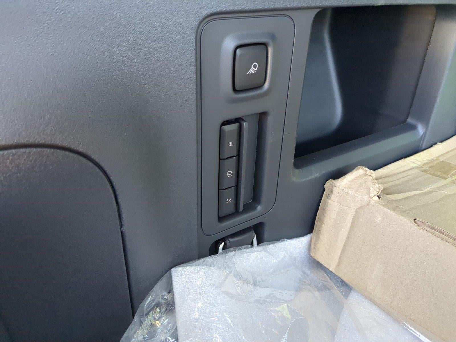 2027 Lincoln Navigator L Black Label